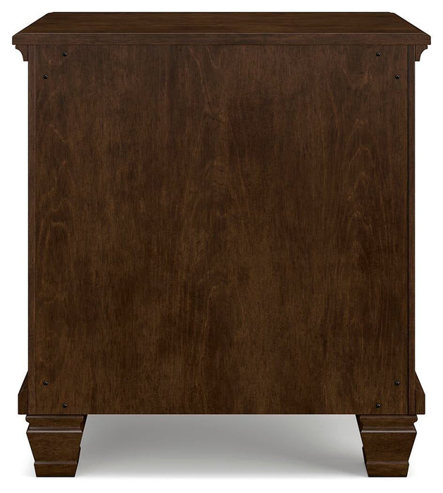 Danabrin California King Panel Bed with Mirrored Dresser, Chest and Nightstand