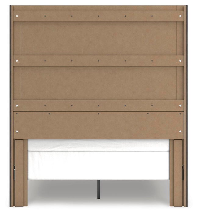 Fraluna Queen Panel Bed, Dresser, Mirror, Chest and Nightstand
