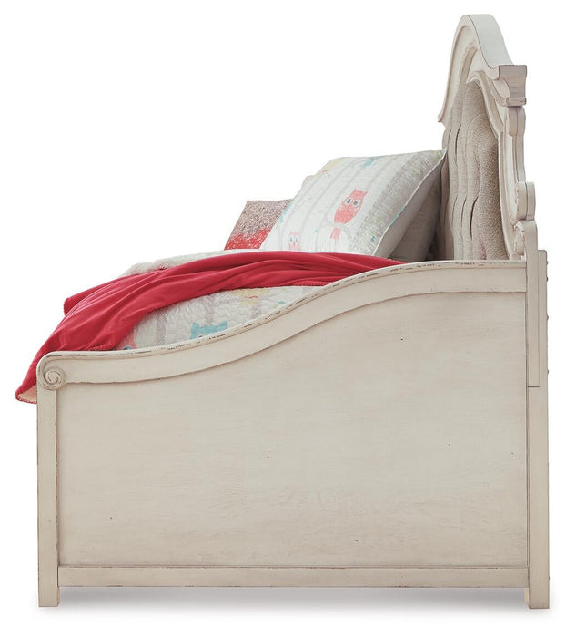 Realyn Twin Day Bed with 1 Large Storage Drawer