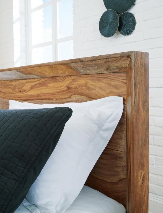 Ashley Express - Dressonni Queen Panel Bed
